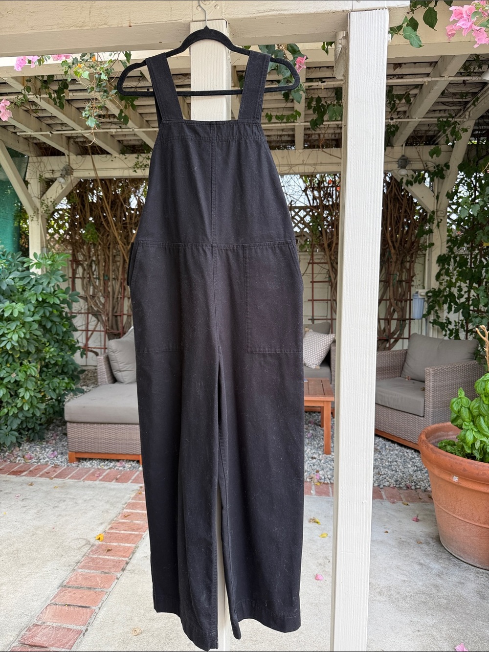 COS Women’s Black Wide-Leg Overalls Jeans